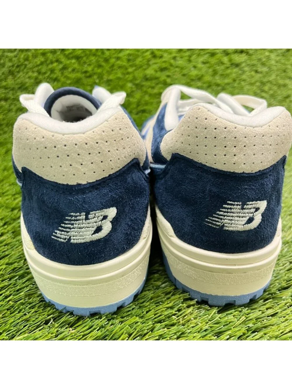 New Balance 550 Navy Electric Sky Gray Mens Size 10.5 Athletic Shoes Sneakers